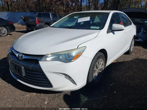 4T4BF1FK2GR535955 2016 TOYOTA CAMRY - Image 2