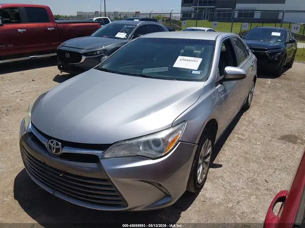 4T4BF1FK2GR542789 2016 TOYOTA CAMRY - Image 2