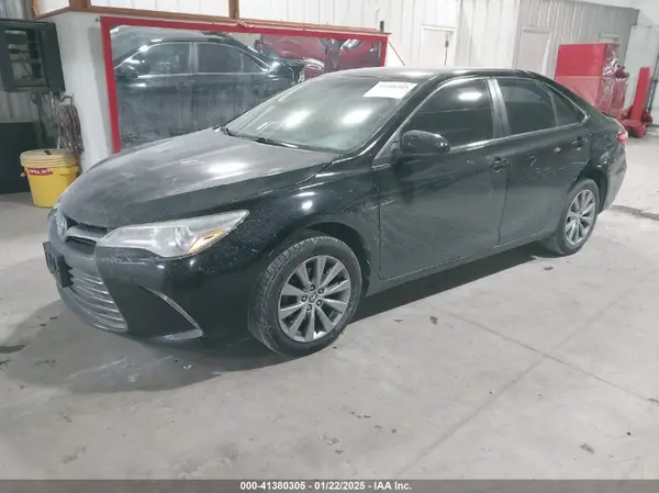 4T4BF1FK2GR544574 2016 TOYOTA CAMRY - Image 2