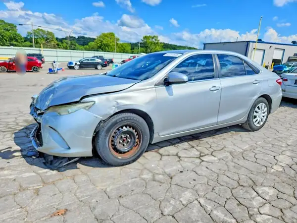 4T4BF1FK2GR547863 2016 TOYOTA CAMRY - Image 1