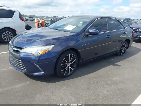 4T4BF1FK2GR551654 2016 TOYOTA CAMRY - Image 2