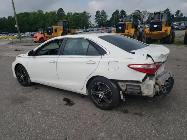 4T4BF1FK2GR553520 2016 TOYOTA CAMRY - Image 2