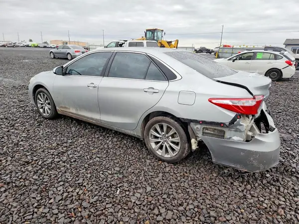 4T4BF1FK2GR554232 2016 TOYOTA CAMRY - Image 2