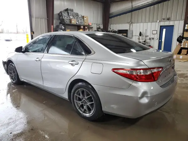4T4BF1FK2GR554859 2016 TOYOTA CAMRY - Image 2