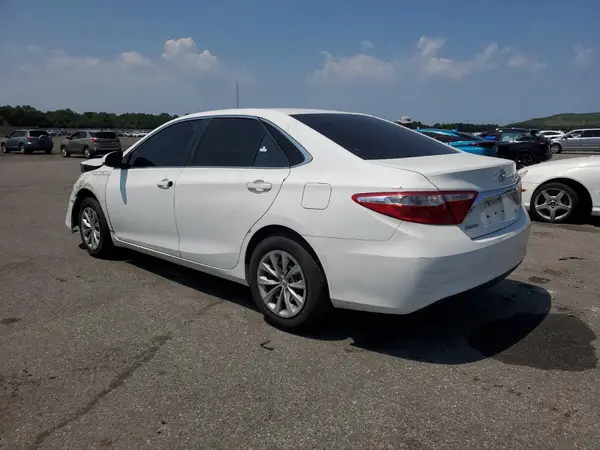 4T4BF1FK2GR555428 2016 TOYOTA CAMRY - Image 2