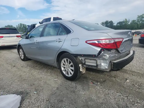 4T4BF1FK2GR555851 2016 TOYOTA CAMRY - Image 2