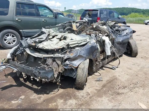 4T4BF1FK2GR558698 2016 TOYOTA CAMRY - Image 2
