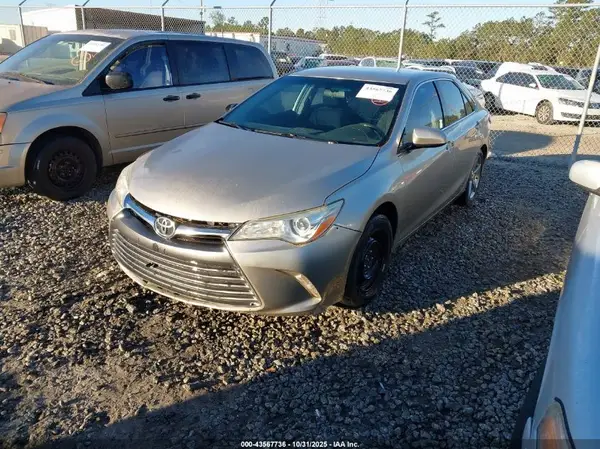 4T4BF1FK2GR559494 2016 TOYOTA CAMRY - Image 2