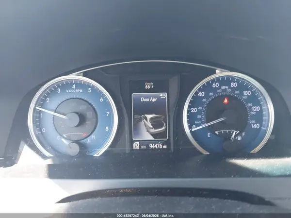 4T4BF1FK2GR560242 2016 TOYOTA CAMRY - Image 2