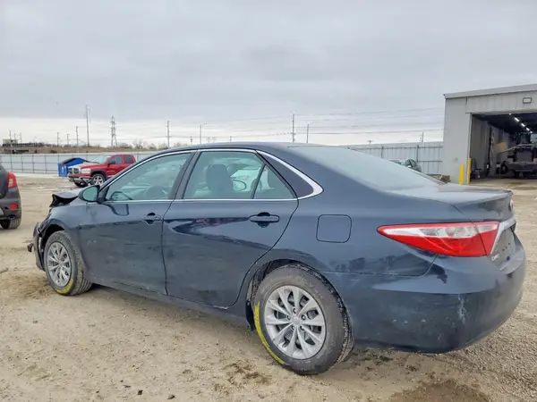 4T4BF1FK2GR560659 2016 TOYOTA CAMRY - Image 2