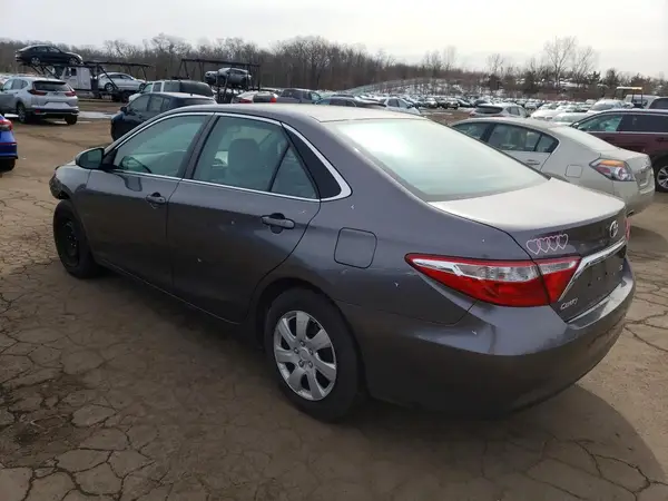 4T4BF1FK2GR563979 2016 TOYOTA CAMRY - Image 2