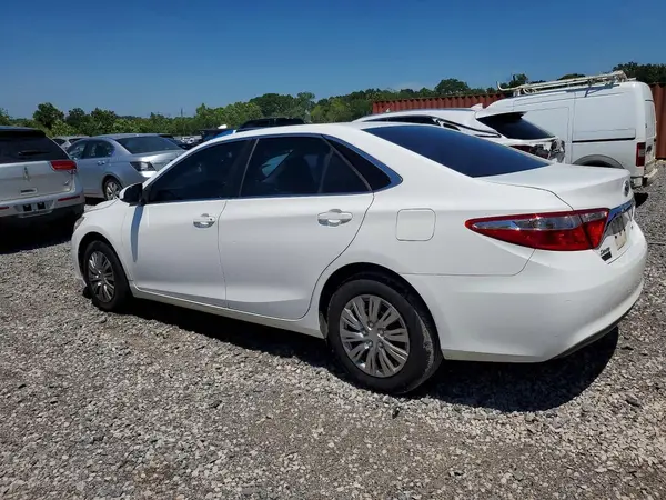 4T4BF1FK2GR565425 2016 TOYOTA CAMRY - Image 2