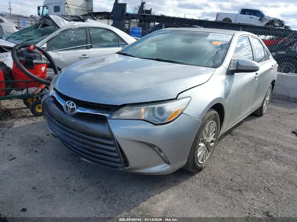 4T4BF1FK2GR567160 2016 TOYOTA CAMRY - Image 2