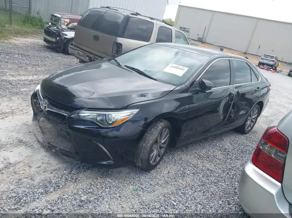4T4BF1FK2GR570382 2016 TOYOTA CAMRY - Image 2