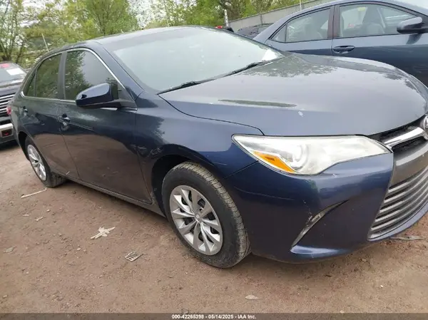 4T4BF1FK2GR574870 2016 TOYOTA CAMRY - Image 1