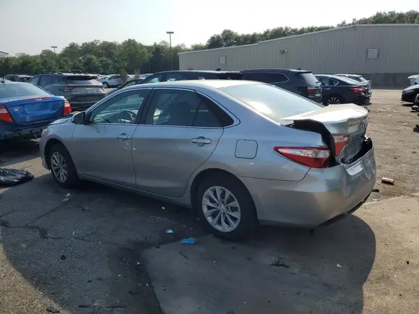 4T4BF1FK2GR577350 2016 TOYOTA CAMRY - Image 2