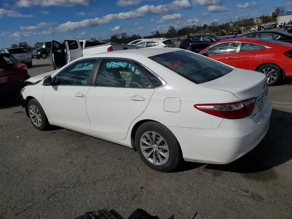 4T4BF1FK2GR578983 2016 TOYOTA CAMRY - Image 2