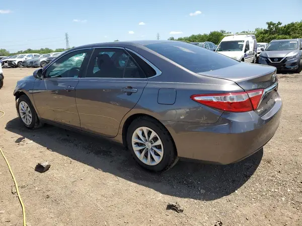 4T4BF1FK2GR581057 2016 TOYOTA CAMRY - Image 2