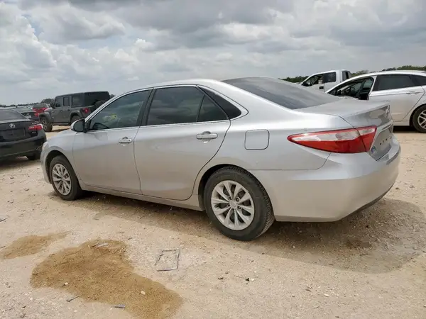 4T4BF1FK2GR583472 2016 TOYOTA CAMRY - Image 2