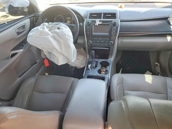 4T4BF1FK3GR527752 2016 TOYOTA CAMRY - Image 8
