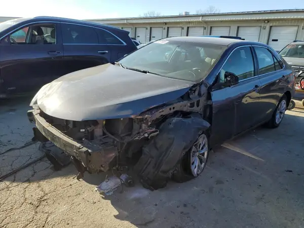 4T4BF1FK3GR528853 2016 TOYOTA CAMRY - Image 1