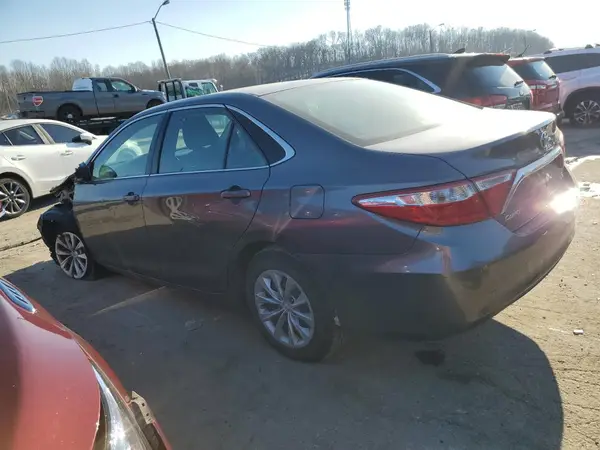 4T4BF1FK3GR528853 2016 TOYOTA CAMRY - Image 2