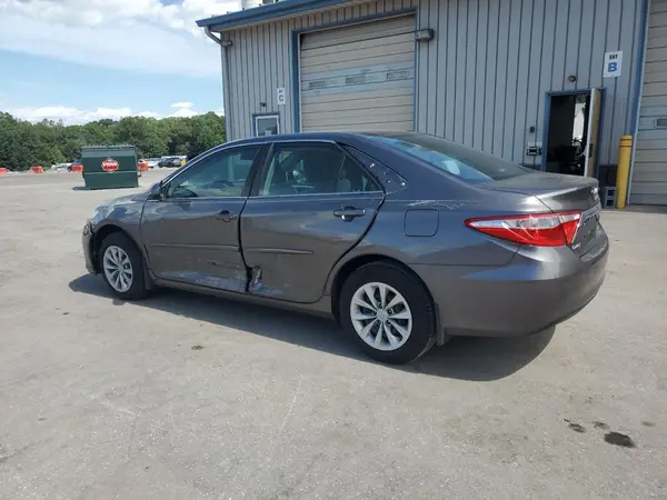 4T4BF1FK3GR532692 2016 TOYOTA CAMRY - Image 2