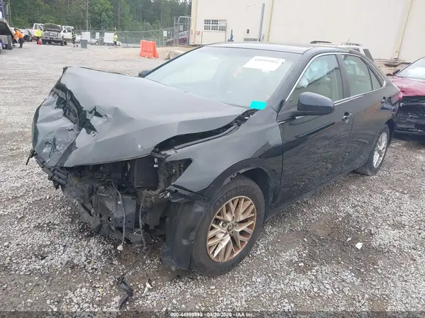 4T4BF1FK3GR536080 2016 TOYOTA CAMRY - Image 2