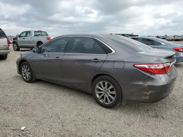 4T4BF1FK3GR536189 2016 TOYOTA CAMRY - Image 2