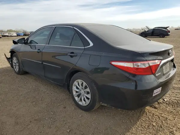 4T4BF1FK3GR547032 2016 TOYOTA CAMRY - Image 2