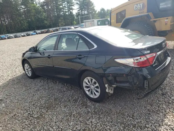 4T4BF1FK3GR549654 2016 TOYOTA CAMRY - Image 2