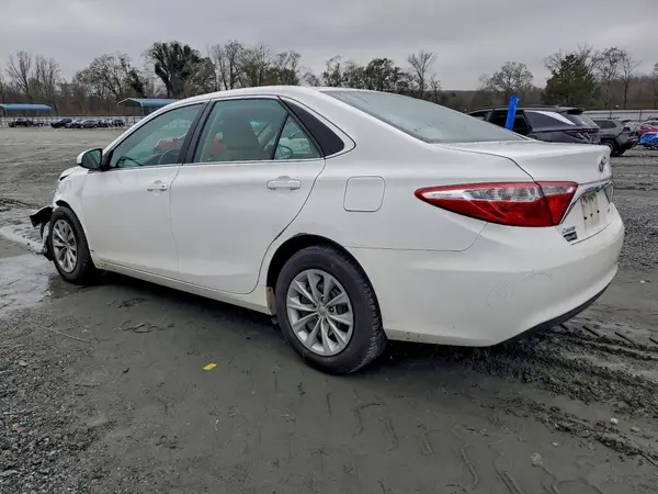 4T4BF1FK3GR556068 2016 TOYOTA CAMRY - Image 2