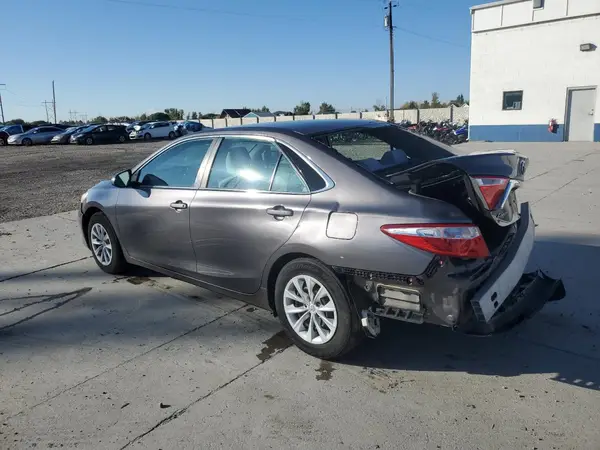 4T4BF1FK3GR558029 2016 TOYOTA CAMRY - Image 2