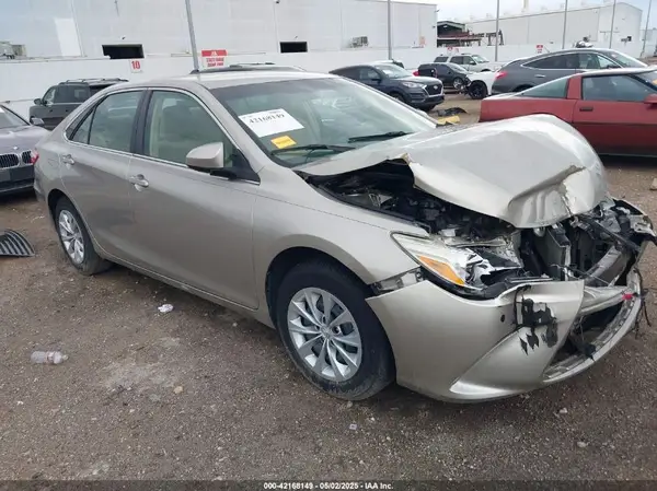 4T4BF1FK3GR559620 2016 TOYOTA CAMRY - Image 1