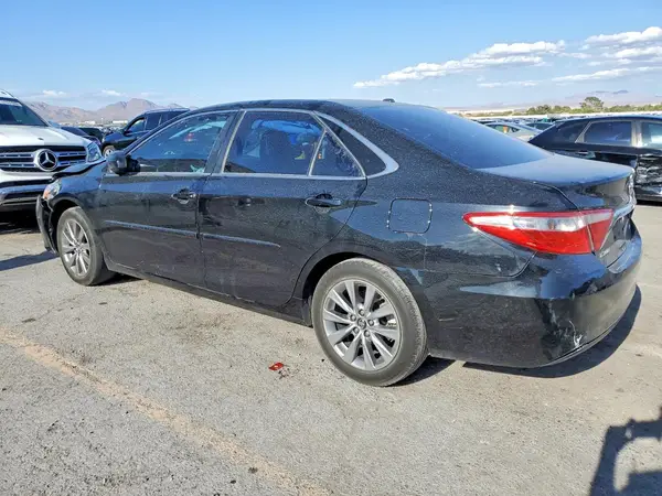 4T4BF1FK3GR561156 2016 TOYOTA CAMRY - Image 2