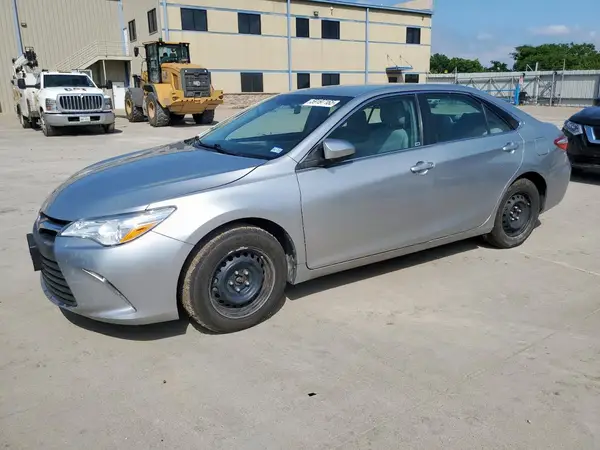 4T4BF1FK3GR562825 2016 TOYOTA CAMRY - Image 1
