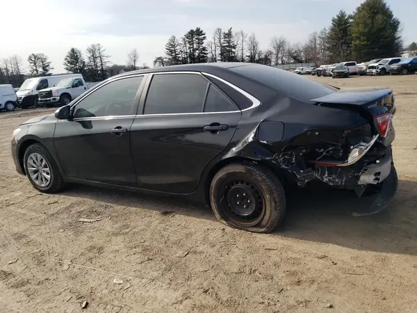 4T4BF1FK3GR563067 2016 TOYOTA CAMRY - Image 2