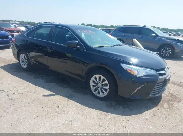 4T4BF1FK3GR567555 2016 TOYOTA CAMRY - Image 1