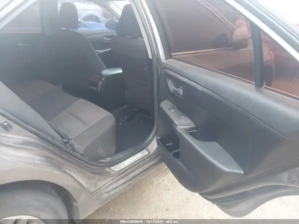 4T4BF1FK3GR576403 2016 TOYOTA CAMRY - Image 8