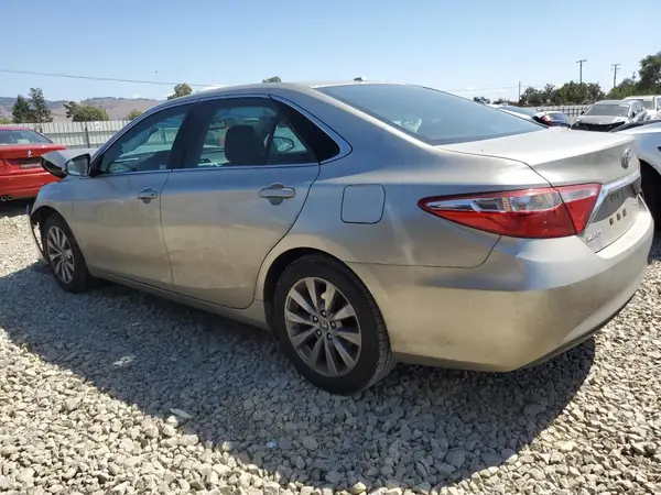 4T4BF1FK3GR578491 2016 TOYOTA CAMRY - Image 2