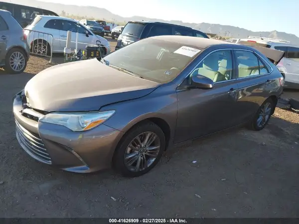 4T4BF1FK3GR578913 2016 TOYOTA CAMRY - Image 2