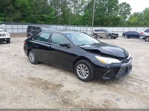 4T4BF1FK3GR582685 2016 TOYOTA CAMRY - Image 1