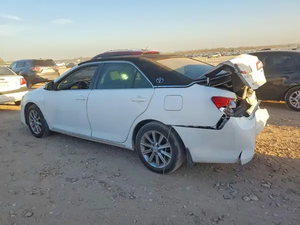 4T4BF1FK4CR244965 2024 TOYOTA CAMRY - Image 2