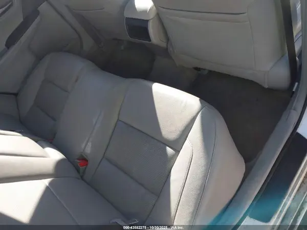 4T4BF1FK4GR519031 2016 TOYOTA CAMRY - Image 8