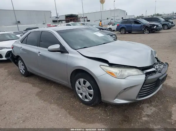 4T4BF1FK4GR521720 2016 TOYOTA CAMRY - Image 1
