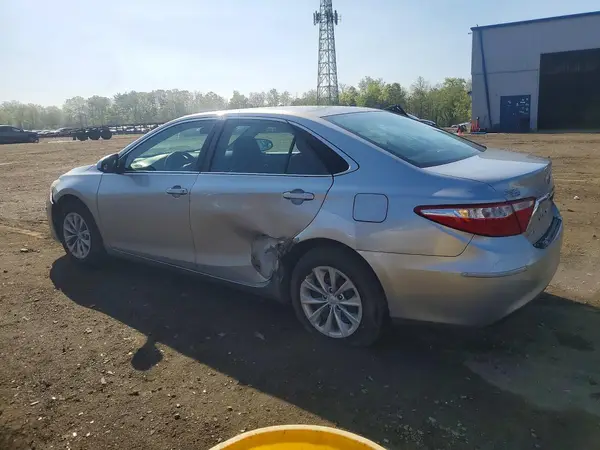 4T4BF1FK4GR522821 2016 TOYOTA CAMRY - Image 2