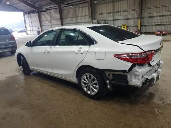4T4BF1FK4GR532605 2016 TOYOTA CAMRY - Image 2