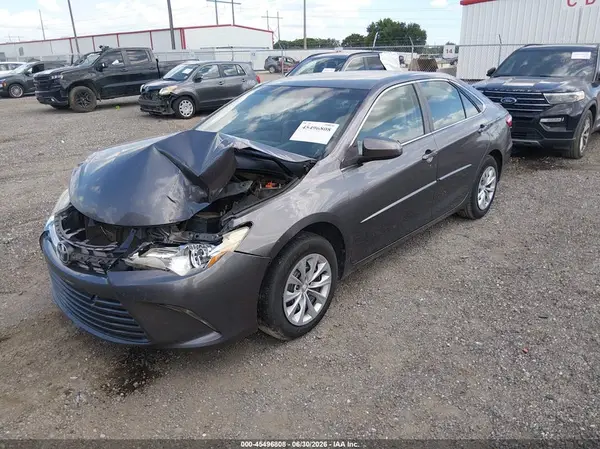 4T4BF1FK4GR533351 2016 TOYOTA CAMRY - Image 2