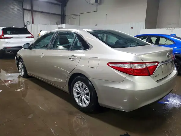 4T4BF1FK4GR534760 2016 TOYOTA CAMRY - Image 2