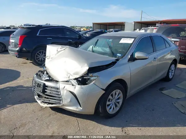 4T4BF1FK4GR535598 2016 TOYOTA CAMRY - Image 2